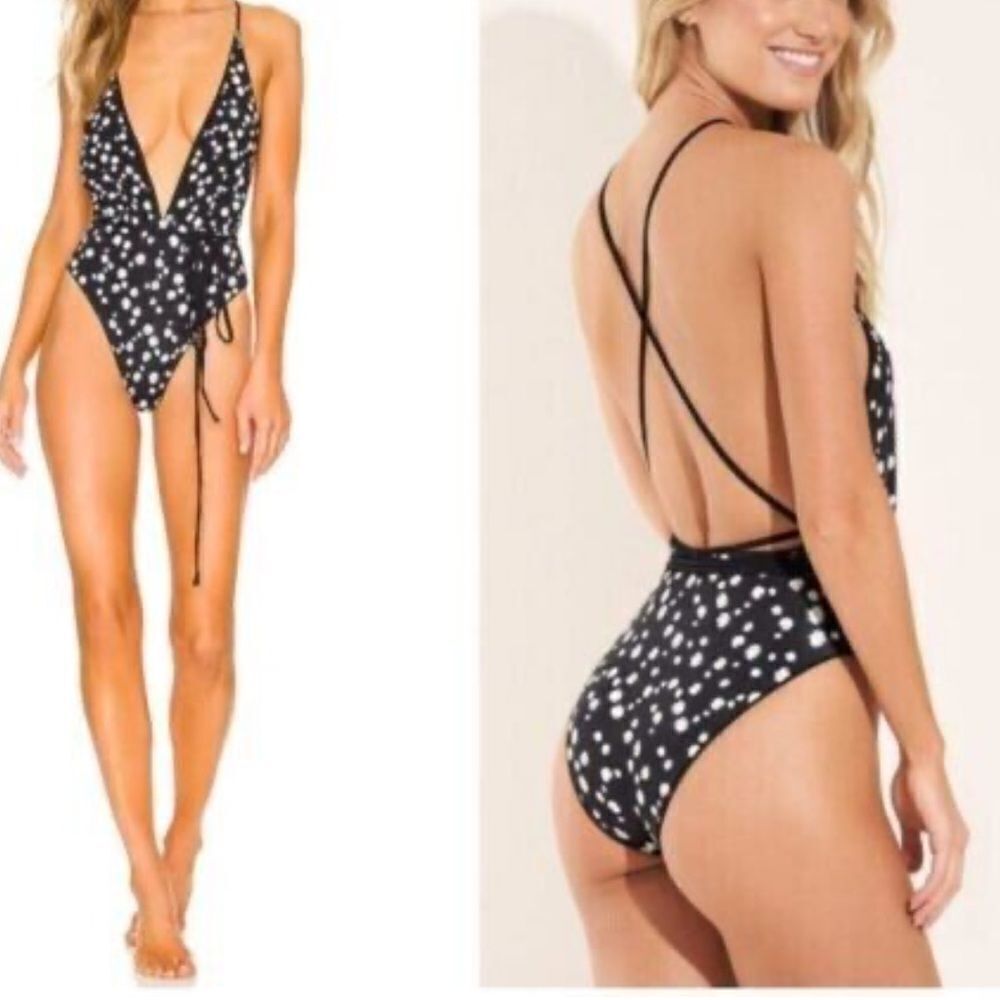 Maaji Plunge Reversible One Piece Black - Black Daisy size medium